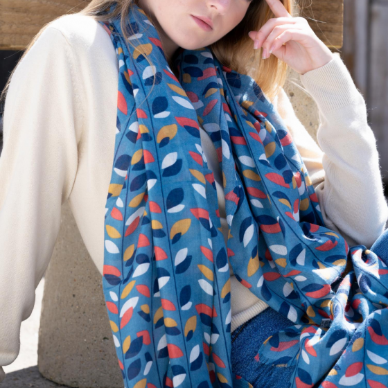 lightweight scarf