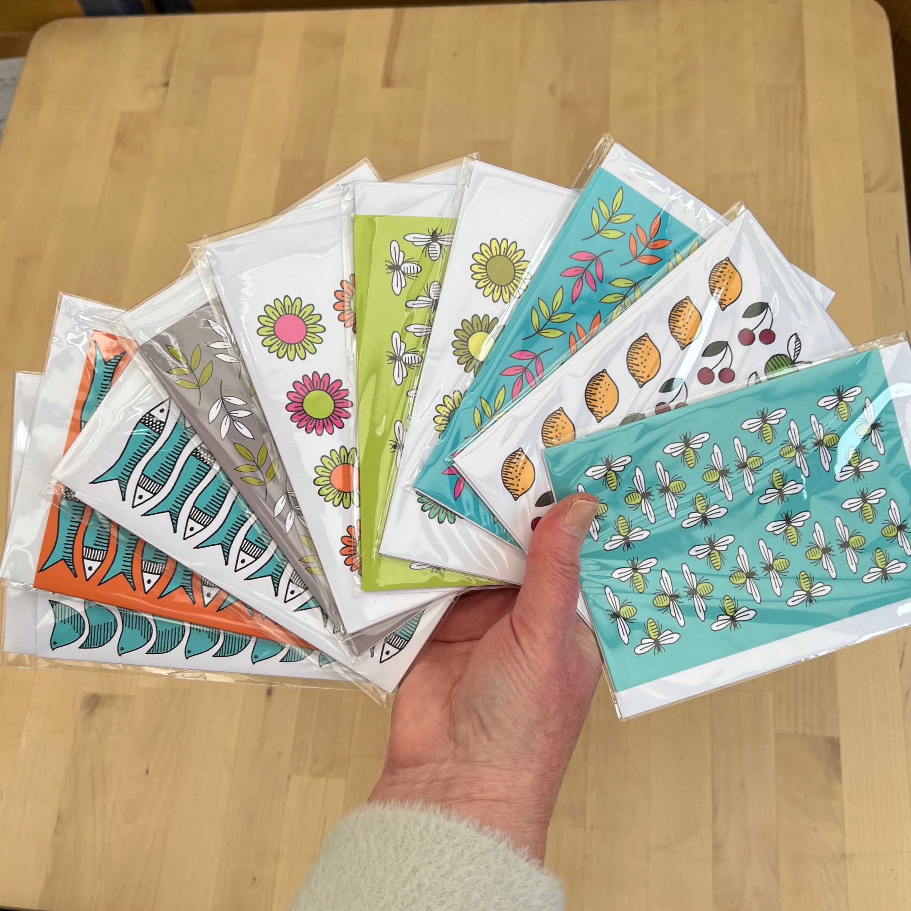 6 Assorted Greeting Cards