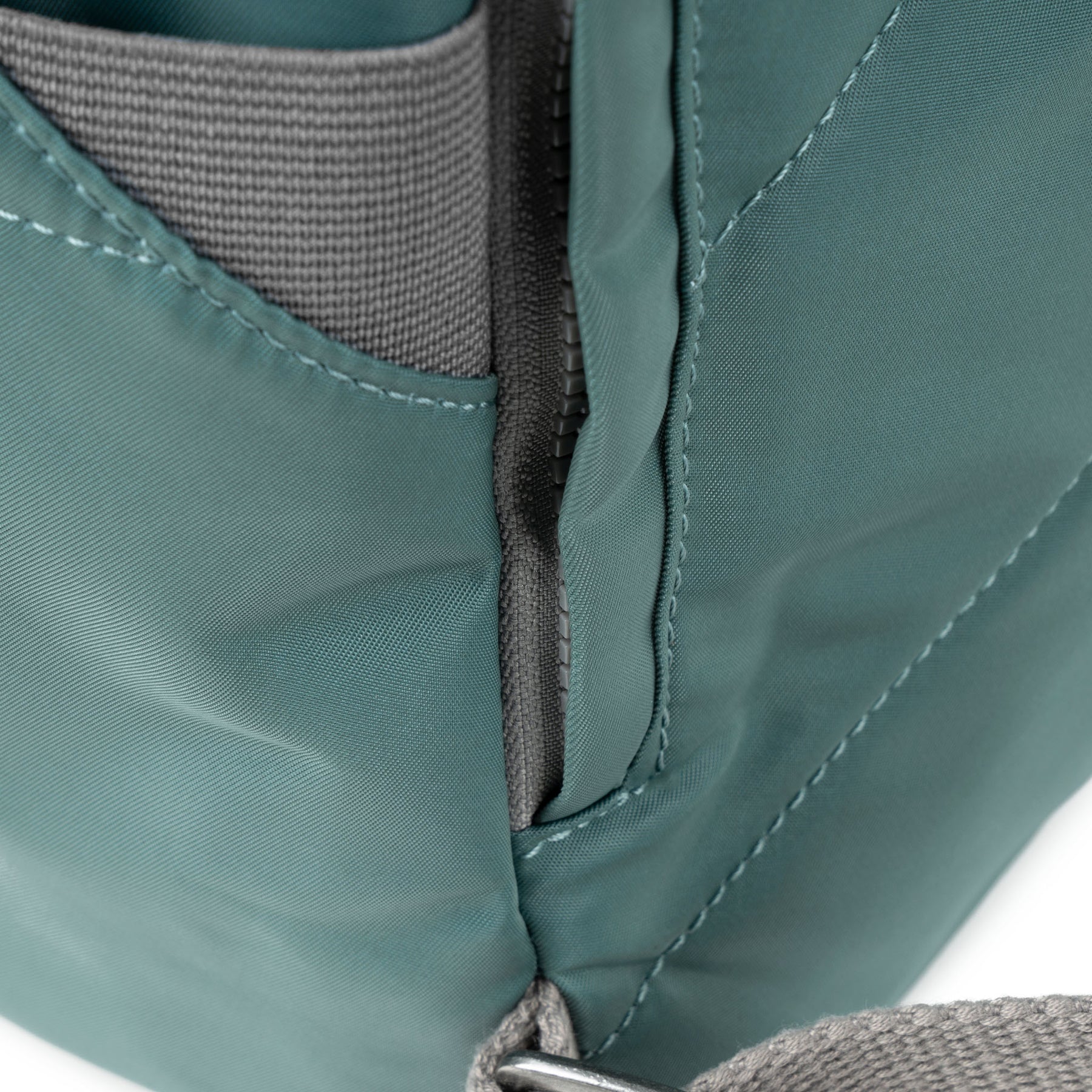 ROKA London Canfield B MEDIUM Backpack: Sage