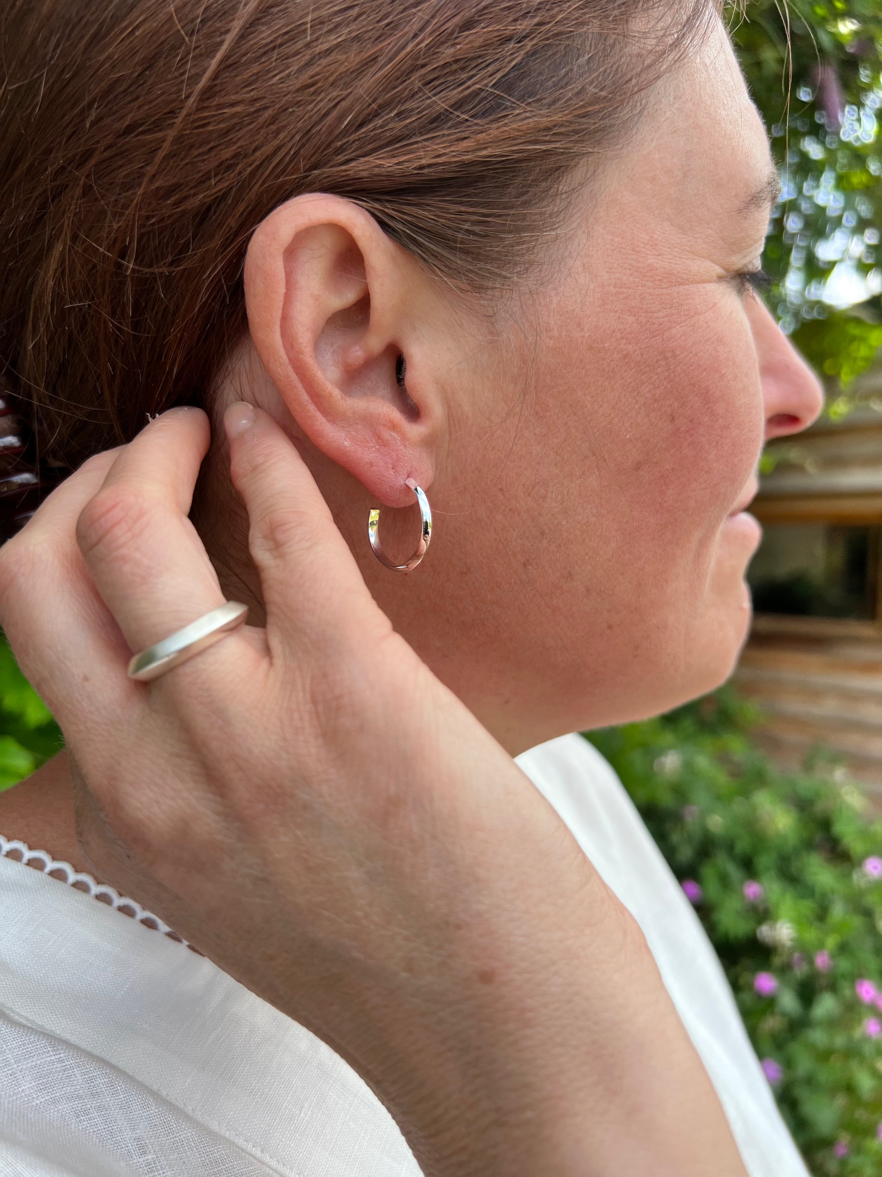 apex earring with apex ring