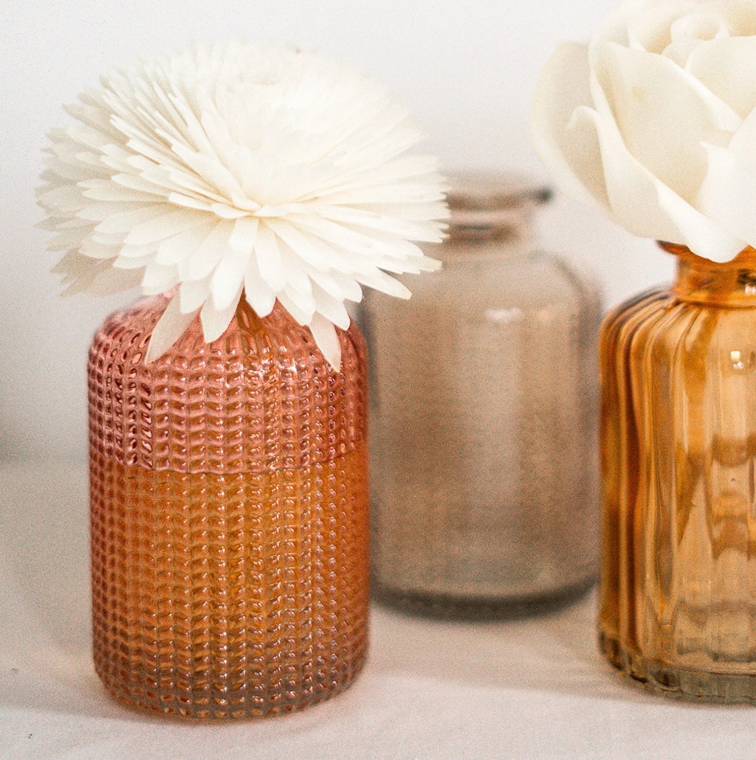 Medium Zinnia Diffuser Flower