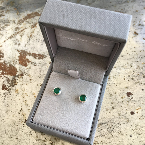 Birthstone Stud Earrings May: Emerald and Sterling Silver